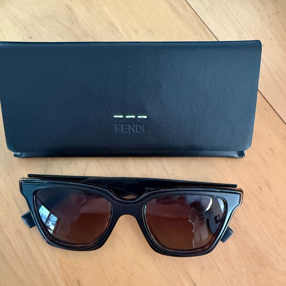 Fendi Black Wayfarer Sunglasses